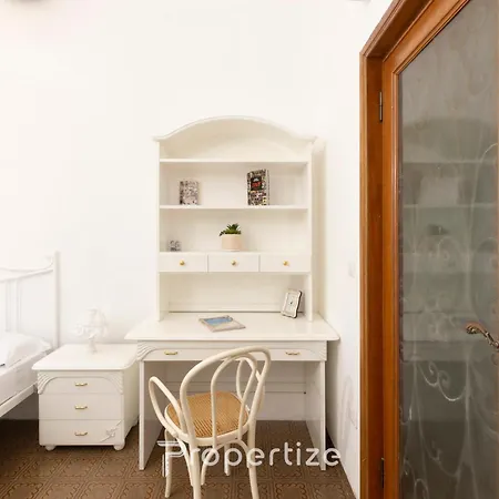 דירה Istoria - By Propertize *